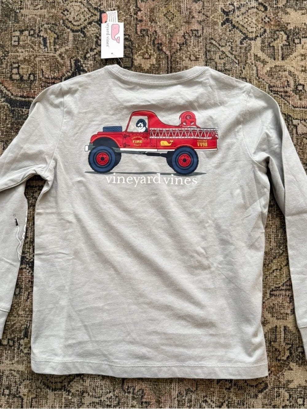 Vineyard Vines Light Gray Long Sleeve Tee with Red Fire Truck. NWT. Size 6